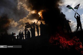 تظاهرات فلسطینی&zwnj;ها در نزدیکی حصار مرزی اسرائیل و غزه