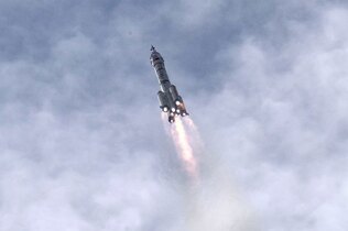 پرتاب فضاپیمای Shenzhou-16 با سه فضانورد برای پیوستن به ایستگاه فضایی جدید تیانگونگ چین