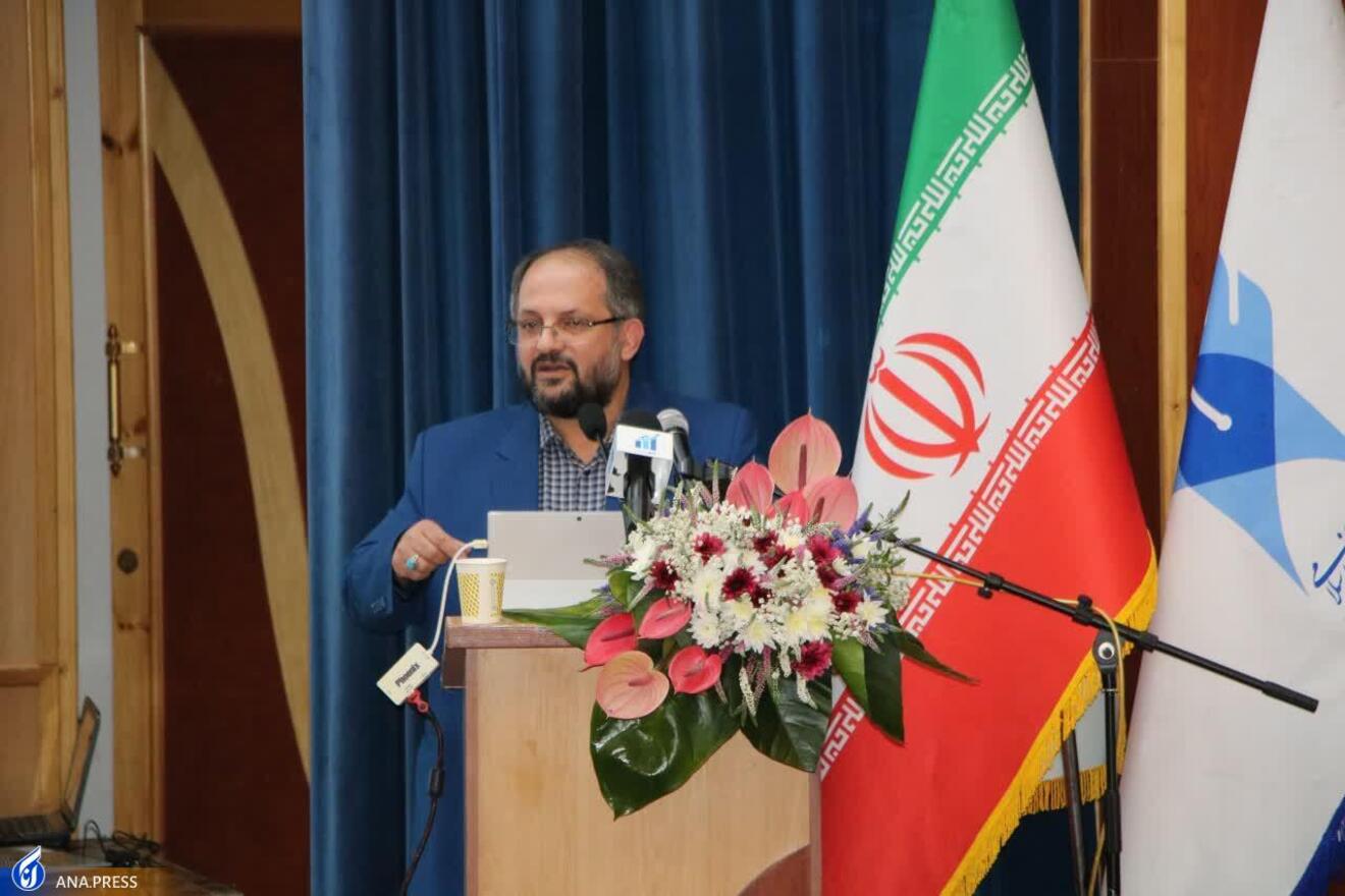 فرزاد جهان&zwnj;بین معاون فرهنگی و دانشجویی دانشگاه آزاد اسلامی