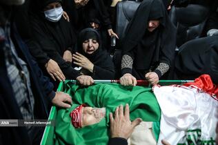 وداع با پیکر&zwnj; مطهر  شهید حجت&zwnj;الاسلام علی رازینی رئیس شعبه ۳۹ دیوان عالی کشور در معراج شهدای تهران