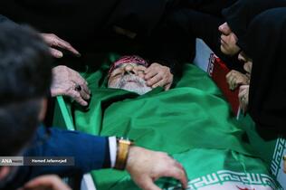 وداع با پیکر&zwnj; مطهر  شهید حجت&zwnj;الاسلام محمد مقیسه رئیس شعبه ۵۳ دیوان عالی کشور در معراج شهدای تهران