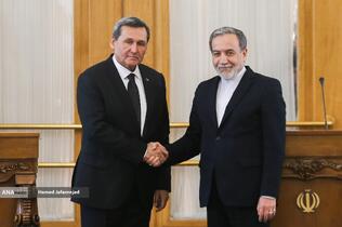 دیدار سیدعباس عراقچی وزیر امورخارجه و رشید مردوف وزیر امور خارجه ترکمنستان 