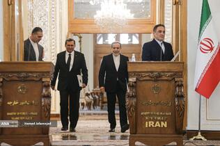 کنفرانس خبری سیدعباس عراقچی وزیر امورخارجه و رشید مردوف وزیر امور خارجه ترکمنستان 