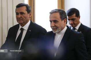سیدعباس عراقچی وزیر امورخارجه و رشید مردوف وزیر امور خارجه ترکمنستان 