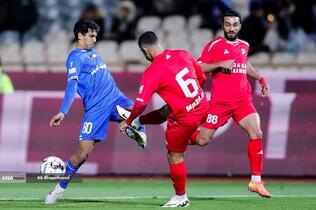 دیدارتیم های  استقلال و نساجی مازندران در هفته بیستم لیگ برتر فوتبال