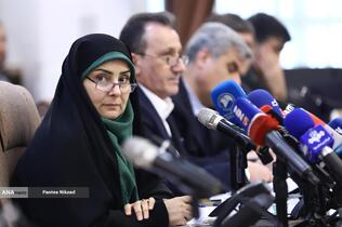 فرزانه صادق، وزیر راه و شهرسازی 