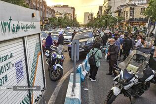 برخورد عجیب خودرو با جدول