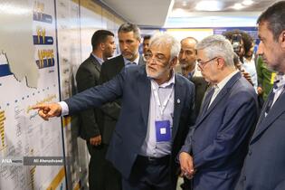 بازدید سرلشکر محمد باقری رئیس ستادکل نیروهای مسلح از نمایشگاه علمی دانشگاه آزاد 
