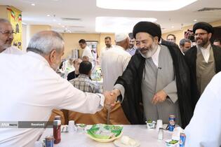 بازدید حجت الاسلام سید عبدالفتاح نواب سرپرست حجاج ایرانی از روند خدمت رسانی به زائران حج