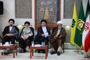دیدار بیوت مراجع عظام تقلید با سرپرست حجاج ایرانی