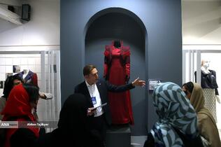 حضور بازدیدکنندگان از جشنواره بین&zwnj;المللی مد و لباس فجر 