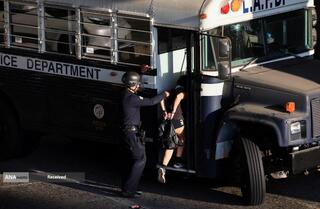 اعتراضات گسترده علیه اداره مهاجرت و گمرک آمریکا