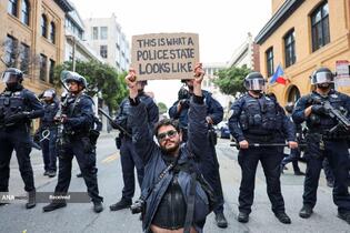 اعتراضات گسترده علیه اداره مهاجرت و گمرک آمریکا