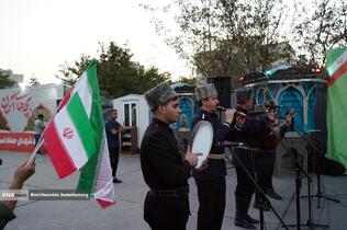 اجرای موسیقی آذری در میدان هفت تیر تهران