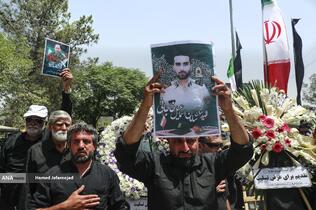 تشییع و خاکسپاری شهدای حملات رژیم صهیونیستی در قطعه42 بهشت زهرا(س)