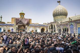 تشییع و تدفین پیکر مطهر دانشمند هسته‌ای شهید محمدمهدی طهرانچی رییس دانشگاه آزاد اسلامی و همسر گرانقدرش شهیده مژگان قراویری در حرم حضرت عبدالعظیم حسنی(ع)