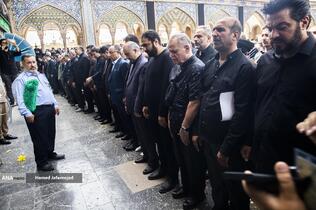 تشییع و تدفین پیکر مطهر دانشمند هسته‌ای شهید محمدمهدی طهرانچی رییس دانشگاه آزاد اسلامی و همسر گرانقدرش شهیده مژگان قراویری در حرم حضرت عبدالعظیم حسنی(ع)