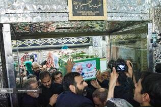 تشییع و تدفین پیکر مطهر دانشمند هسته‌ای شهید محمدمهدی طهرانچی رییس دانشگاه آزاد اسلامی و همسر گرانقدرش شهیده مژگان قراویری در حرم حضرت عبدالعظیم حسنی(ع)