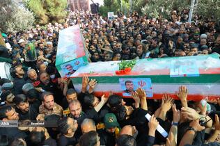 تشییع پیکر سردار شهید امیر علی حاجی زاده و و سردار محمود باقری فرمانده موشکی این نیرو