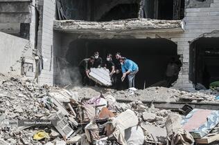 محله نارمک میدان 6- محل زندگی شهید سید مصطفی ساداتی، دانشمند هسته‌ای کشورمان و خانواده شهیدش(همسرش فهیمه مقیمی، دخترانش ریحانه‌سادات و فاطمه‌سادات و پسر کوچکش سیدعلی ساداتی) در حمله رژیم صهیونی به برخی مناطق و منازل مردم، شهروندان و دانشمندان هسته ای کشورمان در جریان جنگ تحمیلی دوازده روزه