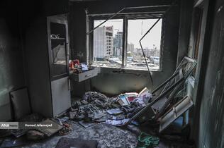 تخریب واحدهای مجاور منزل شهید دکتر محمدمهدی طهرانچی، دانشمند هسته ای و رئیس دانشگاه آزاد در مجتمع اساتید، میدان کتاب در حمله رژیم صهیونی به برخی مناطق و منازل مردم، شهروندان و دانشمندان هسته ای کشورمان در جریان جنگ تحمیلی دوازده روزه