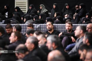 عزاداری شب تاسوعای حسینی(ع) در حسینیه امام خمینی(ره)