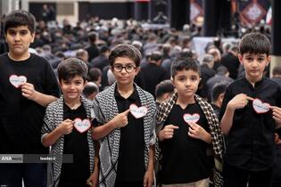 عزاداری شب تاسوعای حسینی(ع) در حسینیه امام خمینی(ره)