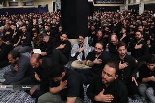 عزاداری شب تاسوعای حسینی(ع) در حسینیه امام خمینی(ره)