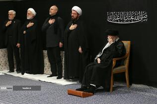 مراسم عزادارای شب عاشورای حسینی(ع) در حسینیه امام خمینی(ره) با حضور رهبر معظم انقلاب