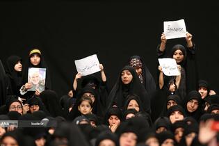 مراسم عزادارای شب عاشورای حسینی(ع) در حسینیه امام خمینی(ره) با حضور رهبر معظم انقلاب