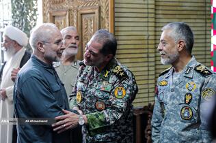 محمدباقر قالیباف رئیس مجلس شورای اسلامی در مراسم گرامیداشت ۵۷ شهید اقتدار ارتش