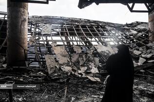 بازدید خبرنگاران خارجی از آثار به‌جامانده از حمله موشکی رژیم صهیونیستی به ساختمان شیشه ای صدا و سیما که در تاریخ ۲۴ تیرماه صورت گرفت