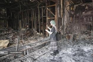 بازدید خبرنگاران خارجی از آثار به‌جامانده از حمله موشکی رژیم صهیونیستی به ساختمان شیشه ای صدا و سیما که در تاریخ ۲۴ تیرماه صورت گرفت