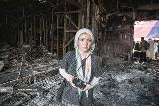 بازدید خبرنگاران خارجی از آثار به‌جامانده از حمله موشکی رژیم صهیونیستی به ساختمان شیشه ای صدا و سیما که در تاریخ ۲۴ تیرماه صورت گرفت