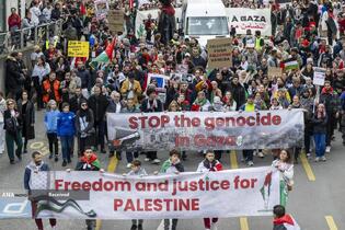 تداوم تظاهرات در کشورهای جهان در محکومیت سیاست گرسنگی دادن به مردم غزه