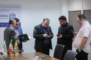 محمدمهدی خیرجو مدیرعامل خبرگزاری آنا و کیومرث حاجی رحیمیان مدیرعامل پیام‌رسان آیگپ 