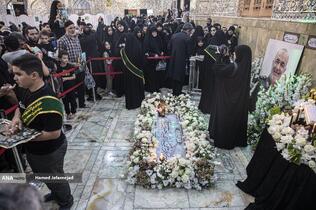 اجتماع مردم کنار مزار شهید سپهبد سلامی در ایام اربعین فرمانده دلاور سپاه اسلام