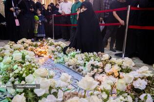 فرزند سپهبد شهید حسین سلامی فرمانده دلاور سپاه اسلام بر مزار پدر در حرم حضرت عبدالعظیم الحسنی(ع)