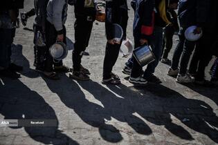 شهرک نشینان صهیونیست مسیر کامیون‌های حامل آرد به نوار غزه را بستند