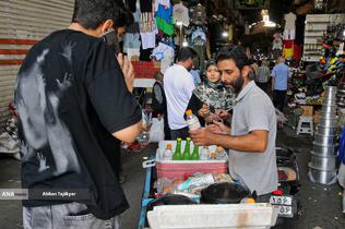 فروش نوشیدنی در گرمای تابستان