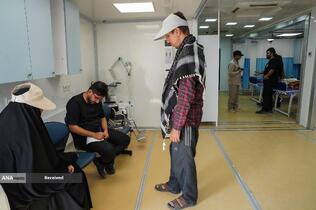 بازدید رئیس ستاد فرمان اجرائی امام(ره) از خدمت رسانی موکب داران اربعین حسینی مرز مهران