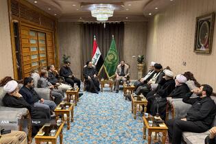 دیدار حجت‌الاسلام سیدعبدالفتاح نواب، نماینده ولی‌فقیه در امور حج و زیارت با تولیت مسجد کوفه