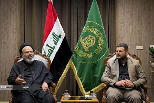 دیدار حجت‌الاسلام سیدعبدالفتاح نواب، نماینده ولی‌فقیه در امور حج و زیارت با تولیت مسجد کوفه