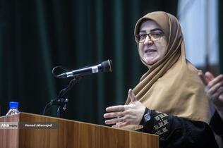 نشست خبری فاطمه مهاجرانی سخنگوی دولت با خبرنگاران