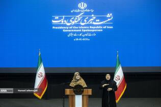 نشست خبری فاطمه مهاجرانی سخنگوی دولت با خبرنگاران