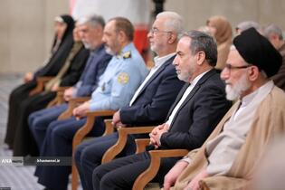 دیدار رئیس‌جمهور و اعضای هیئت دولت با مقام معظم رهبری