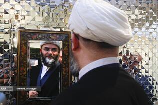 مراسم افتتاح نمایشگاه « آیینه‌های نعت» آیین گرامیداشت ۱۵۰۰مین سالگرد میلاد پیامبر اکرم(ص) با حضور حجت‌الاسلام والمسلمین محمد قمی رییس سازمان تبلیغات اسلامی