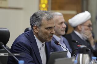 نشست تقریبی جمعی از علمای شیعه و اهل تسنن در مشهد مقدس