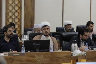 نشست تقریبی جمعی از علمای شیعه و اهل تسنن در مشهد مقدس