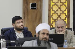 نشست تقریبی جمعی از علمای شیعه و اهل تسنن در مشهد مقدس